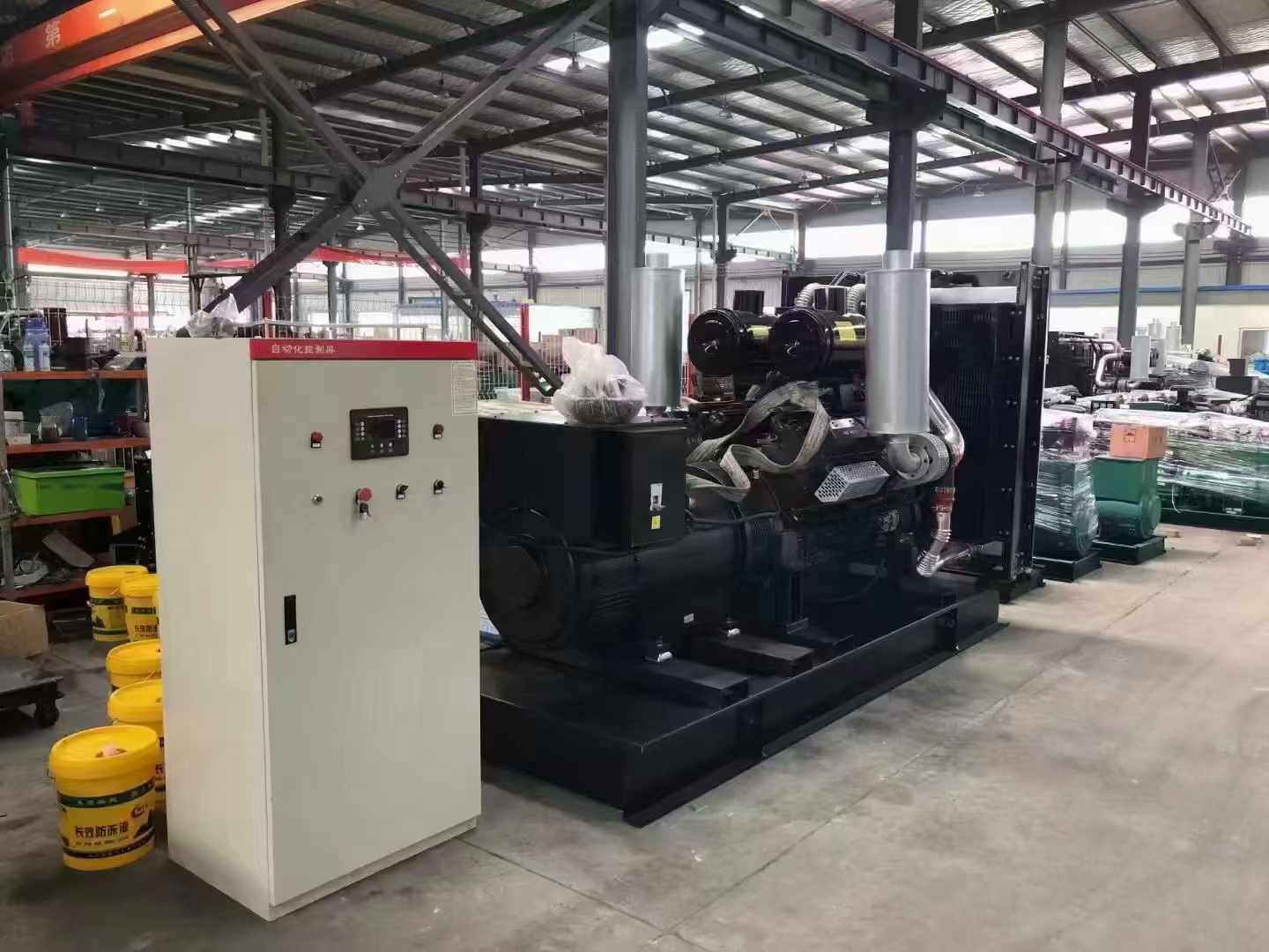 魏都柴油发电机运行时的噪音和振动水平如何?